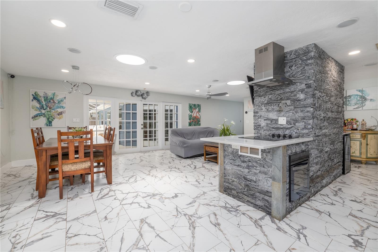 38 FAIRWAY CIRCLE