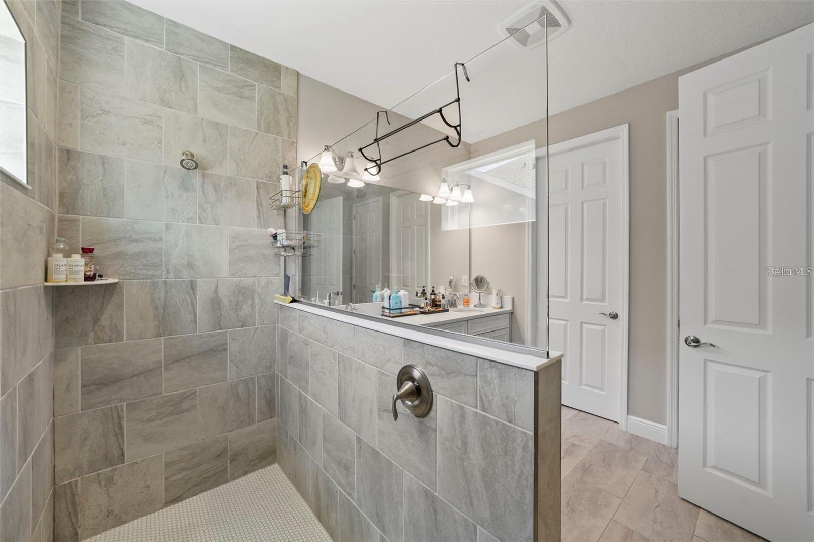 WATERSET PH 5A-2B & 5B-1 - Residential Lease