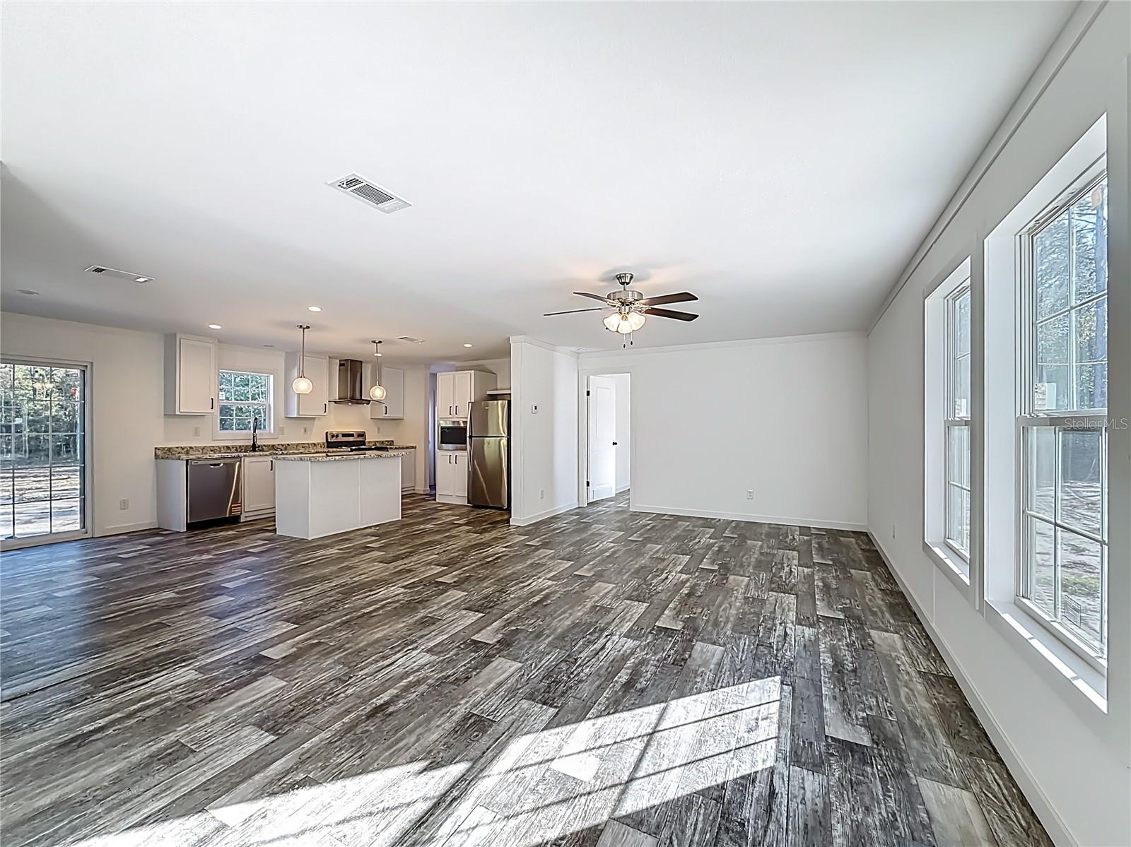 WILLISTON HIGHLANDS UNIT 5 REPLAT - Residential