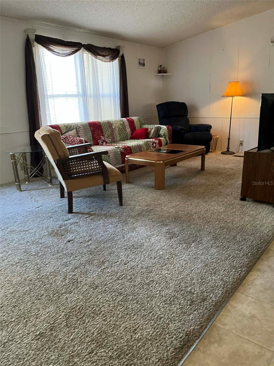 RIVER RETREATS - Residential