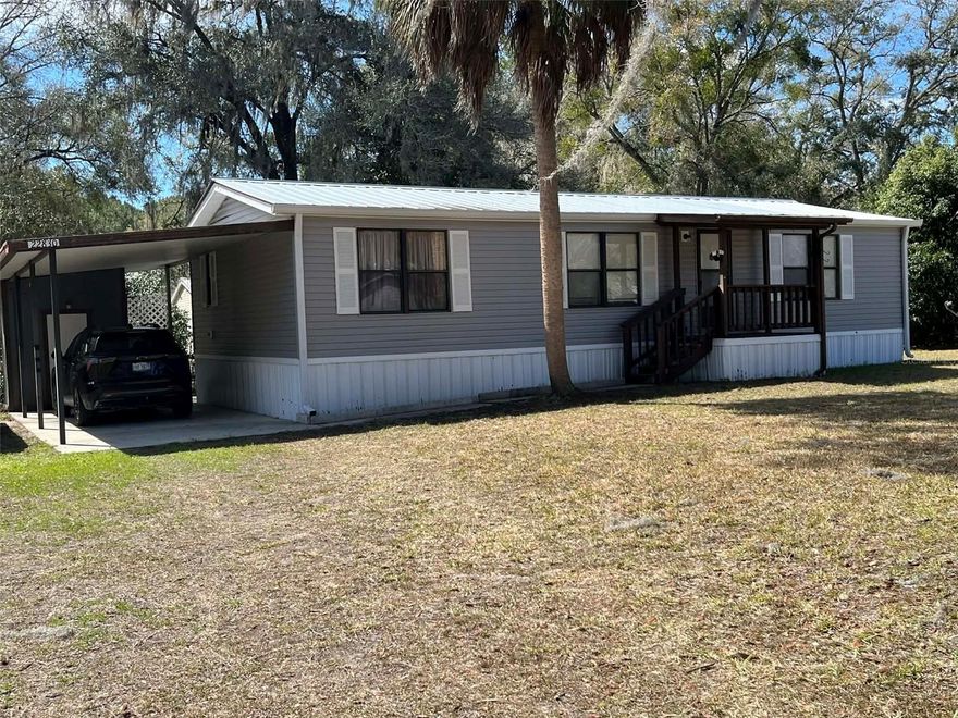 Welcome to your slice of Florida paradise! This 1989 mobile home boasts 3 bedrooms and 2 baths across 1,100+ sq. ft. of comfortable living space. Nestled on a spacious .26-acre lot in the sought-after River Retreats community, you’ll enjoy a serene lifestyle surrounded by nature.
Step onto the back deck for peaceful mornings, and take advantage of the indoor laundry room, carport, and storage shed for added convenience. Plus, River Retreats offers a private boat launch to the Withlacoochee River, which flows into the world-renowned Rainbow River perfect for boating, fishing, and outdoor adventures. Under 30 minutes to the Gulf, under 40 minutes to Ocala and under 10 minutes to Tidewater Trail in Goethe State Forest! This is a cash-only opportunity—ideal for investors or those seeking a peaceful weekend retreat or snow birds. Don’t miss out, your riverfront dream awaits!