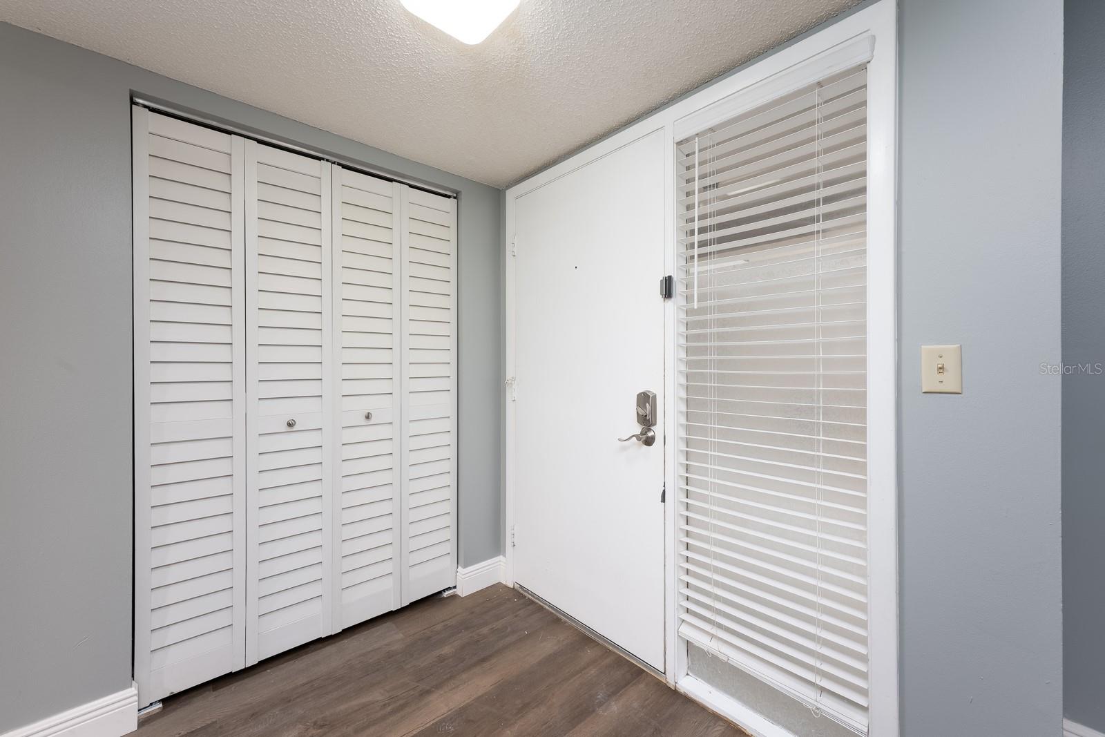 LAKESIDE CONDO APTS - Residential