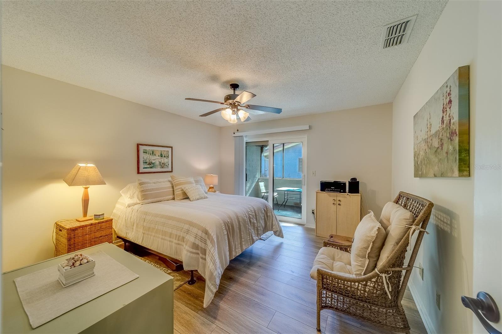 VILLAS OF LAKE ARBOR - Residential