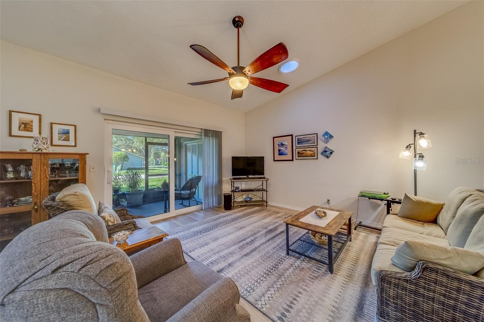 VILLAS OF LAKE ARBOR - Residential