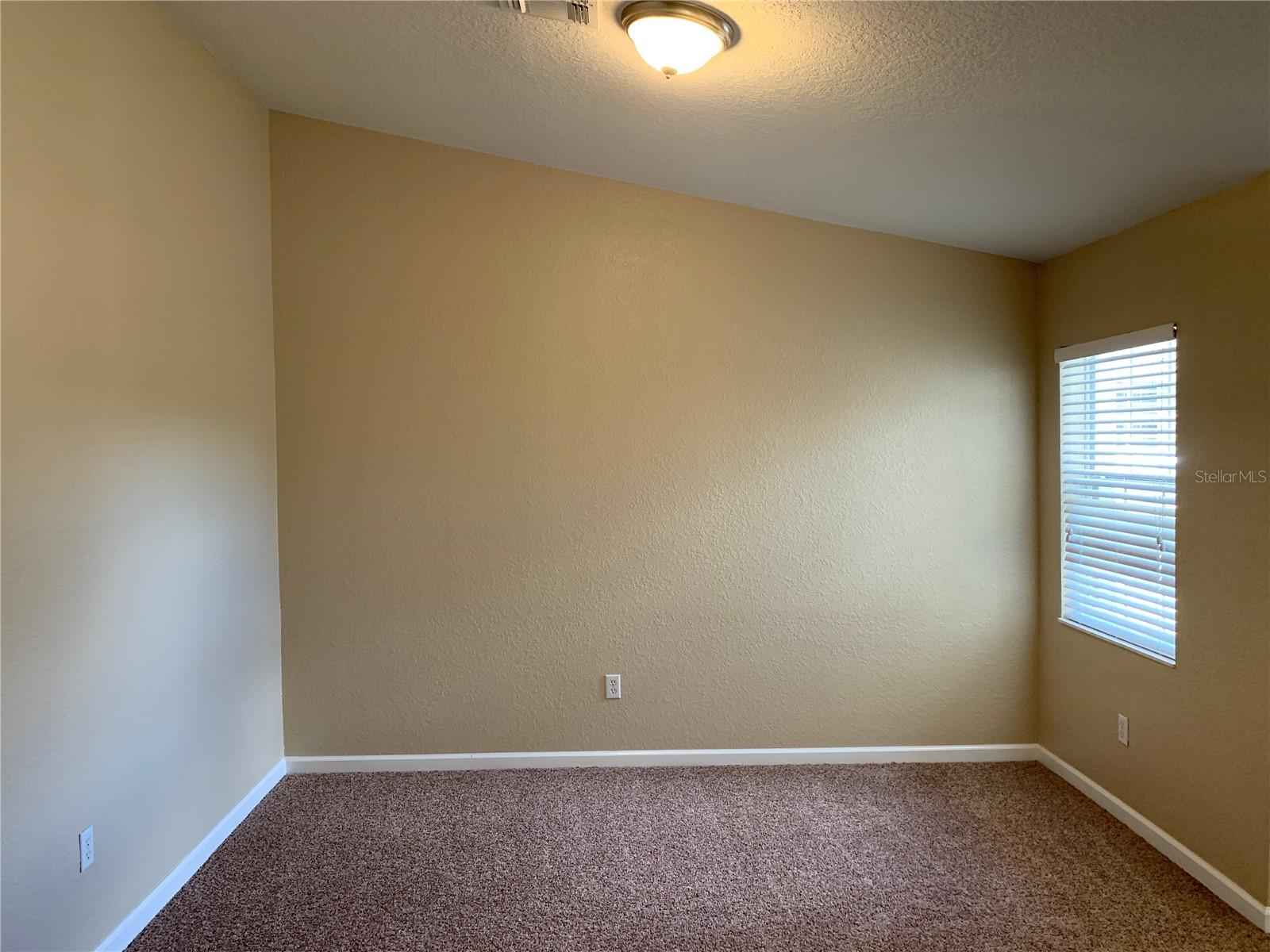 CARRIAGE HOMES AT DUNWOODY COMMONS A CONDO - Residential Lease