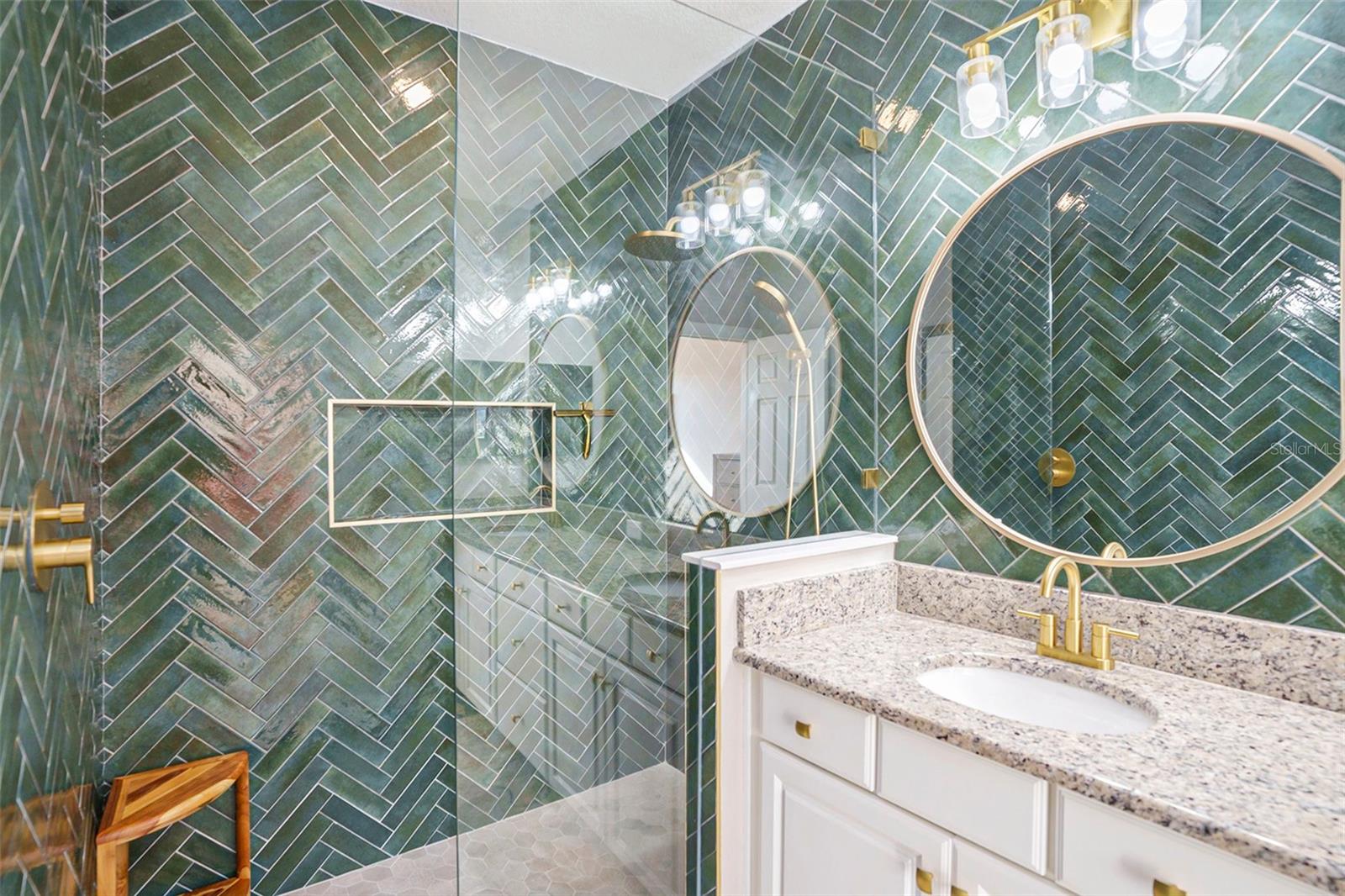 TUSCANY WOODS PRESERVE - Residential