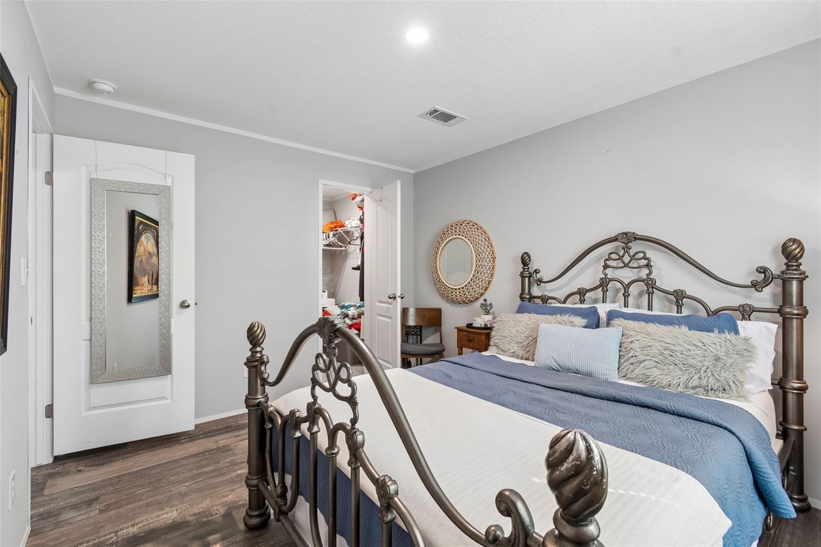 ANGUS VALLEY - Residential