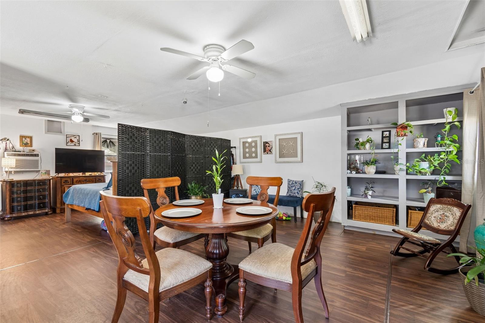 ANGUS VALLEY - Residential