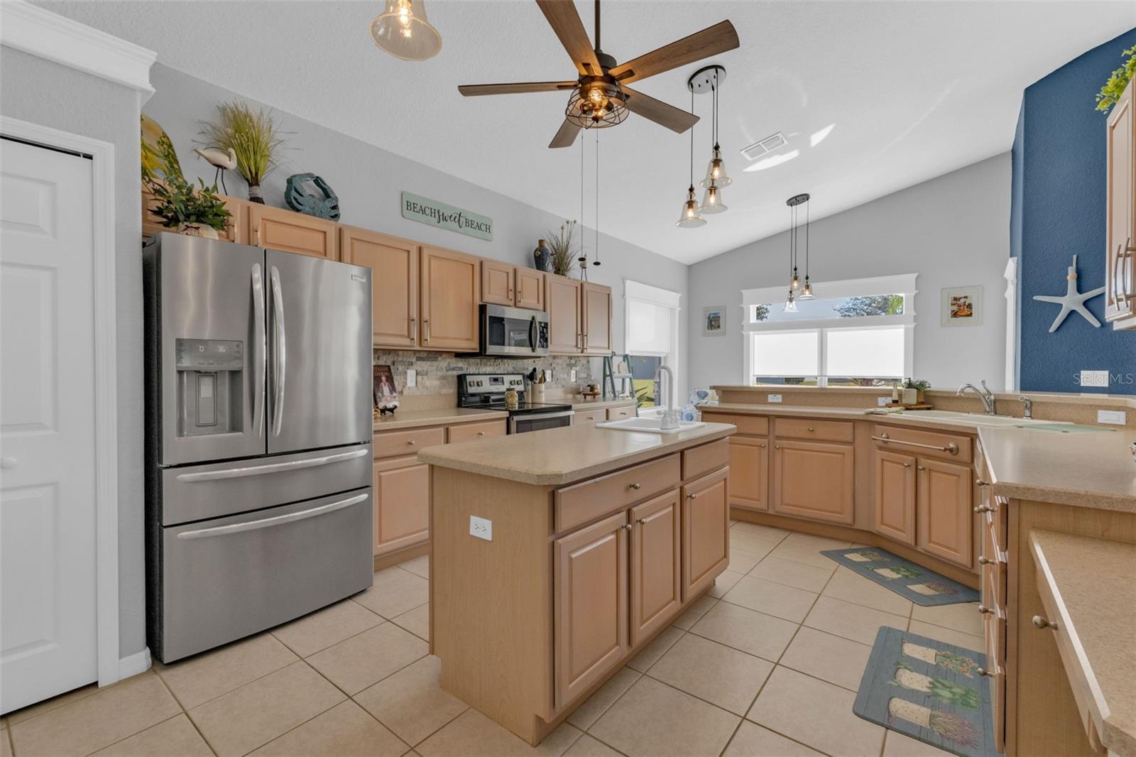 KINGSGATE PH 03 - Residential