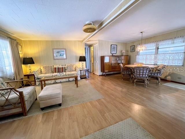 714 S GREEN CIRCLE