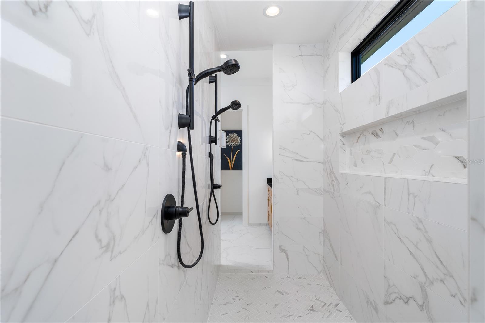 OAKMONT PH 3 PB 35 PG 60 - Residential