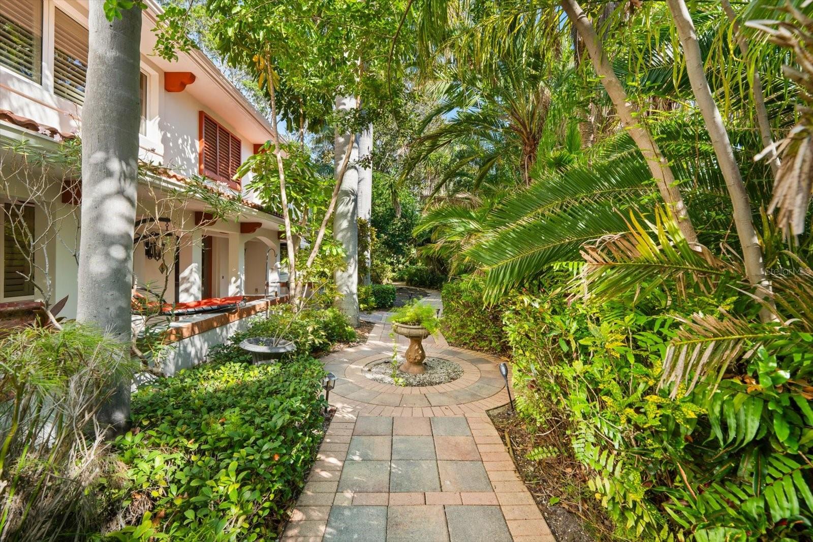 BATH CLUB ESTATES 1ST ADD - Residential