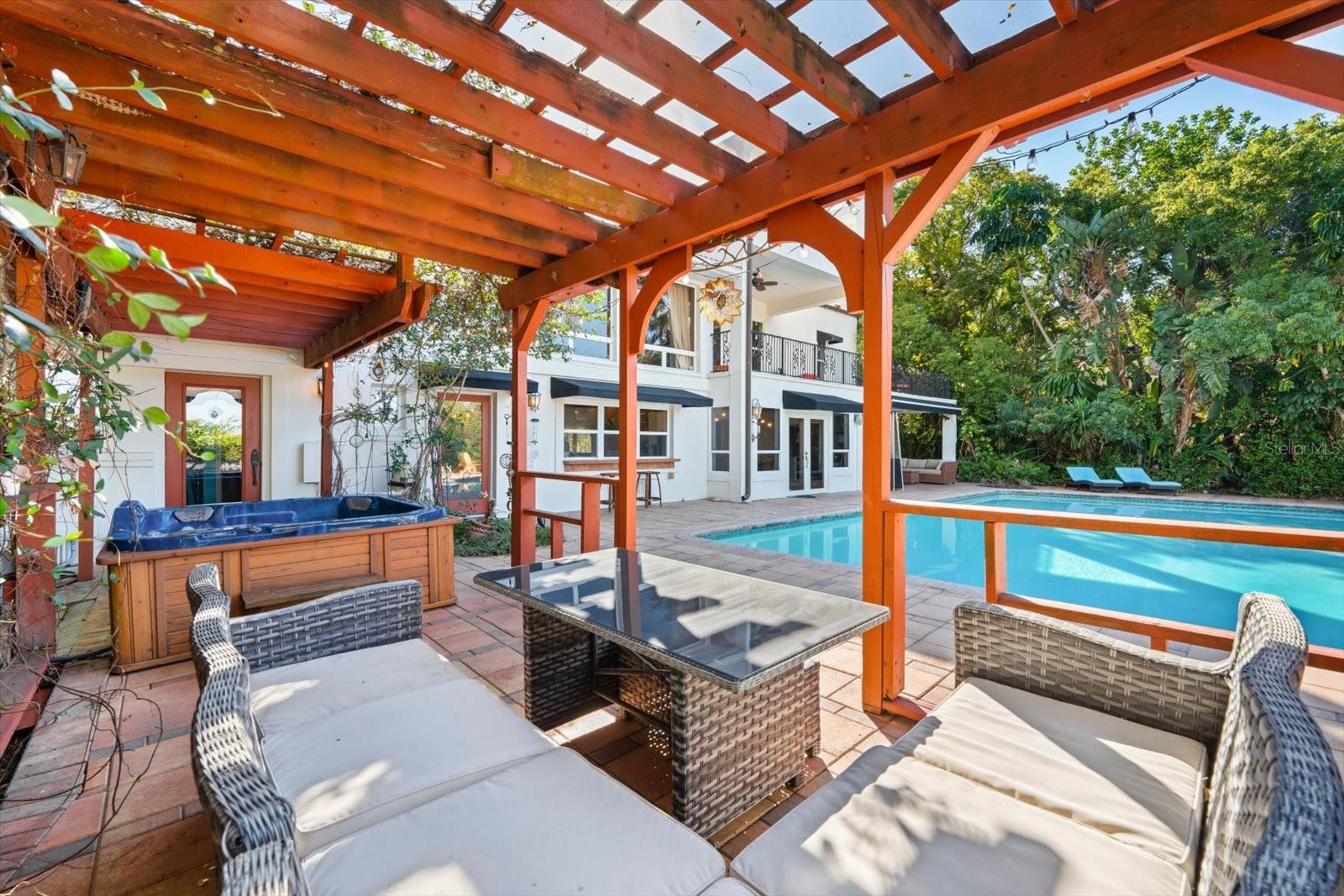 BATH CLUB ESTATES 1ST ADD - Residential