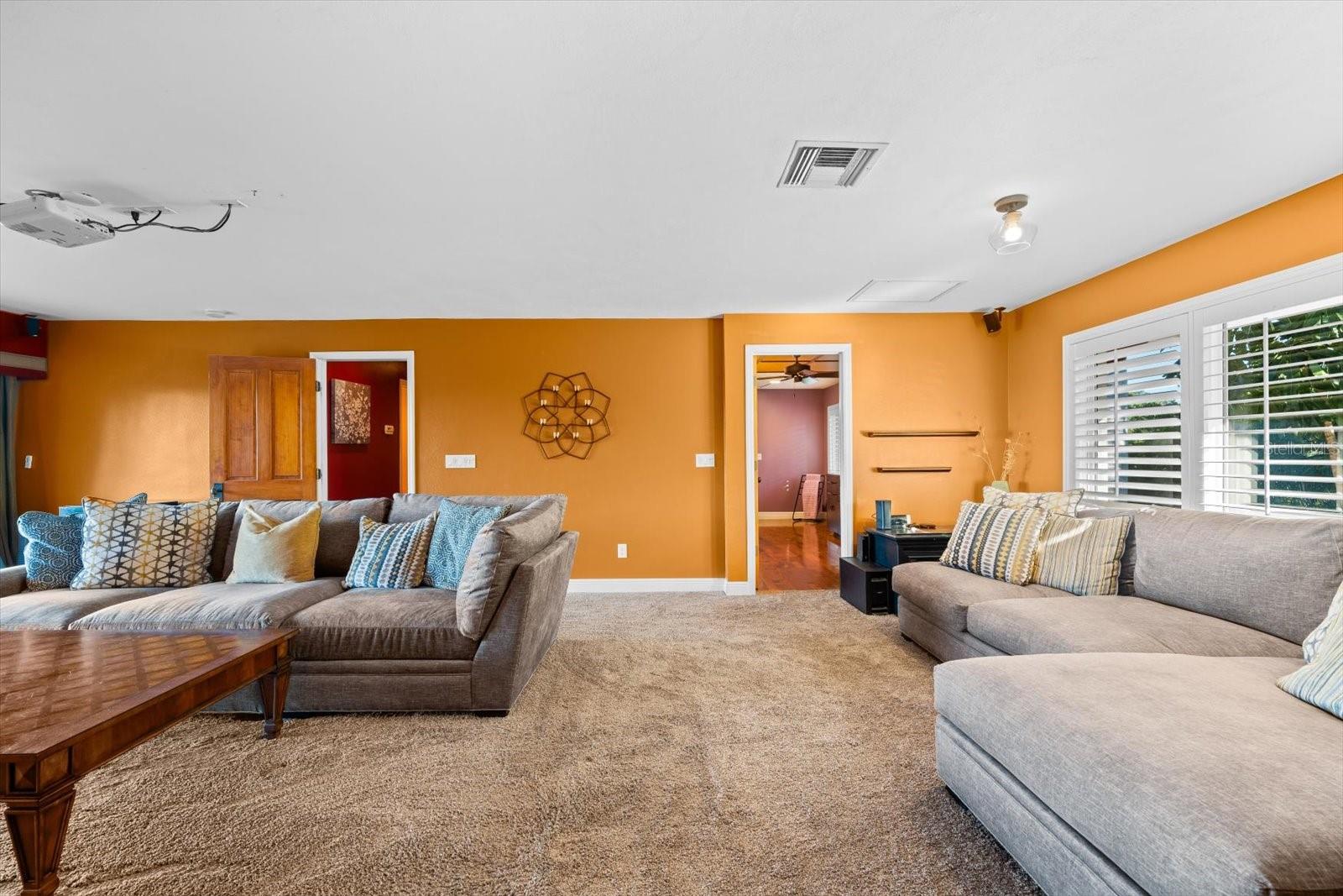 BATH CLUB ESTATES 1ST ADD - Residential