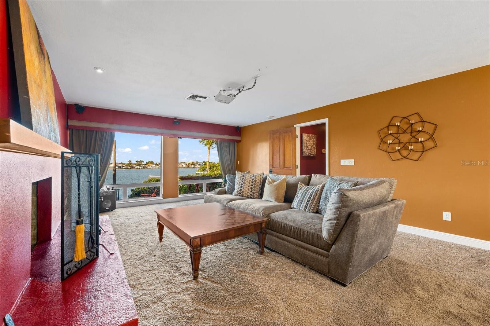 BATH CLUB ESTATES 1ST ADD - Residential