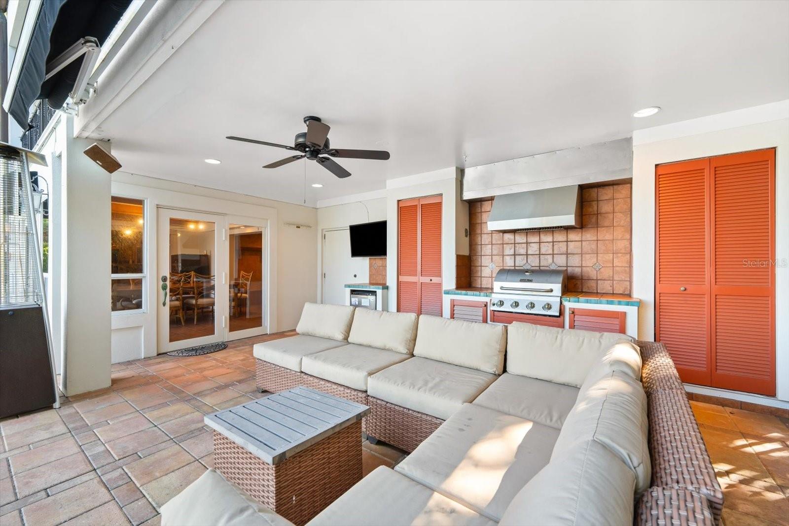 BATH CLUB ESTATES 1ST ADD - Residential