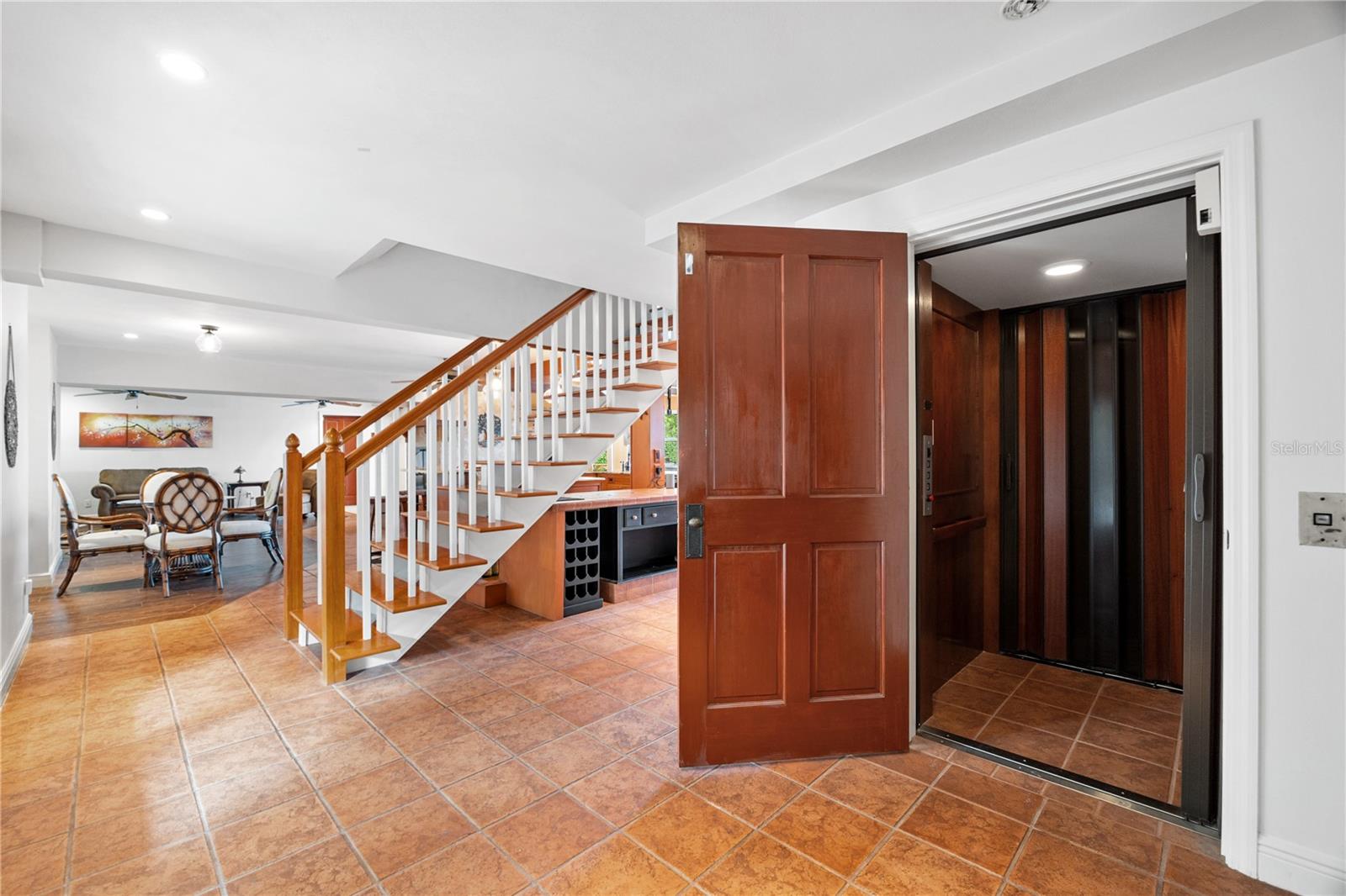 BATH CLUB ESTATES 1ST ADD - Residential