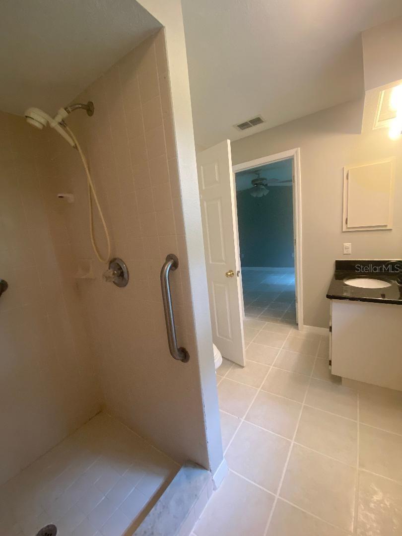 BLOOMINGDALE SEC U V PH - Residential