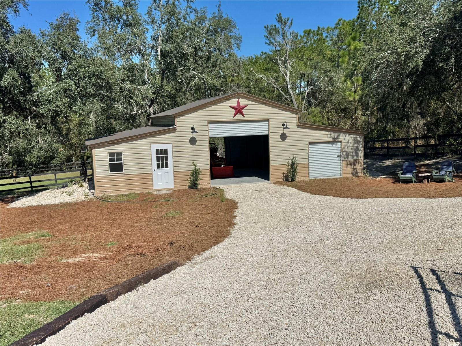 4577 W TOMAHAWK DRIVE