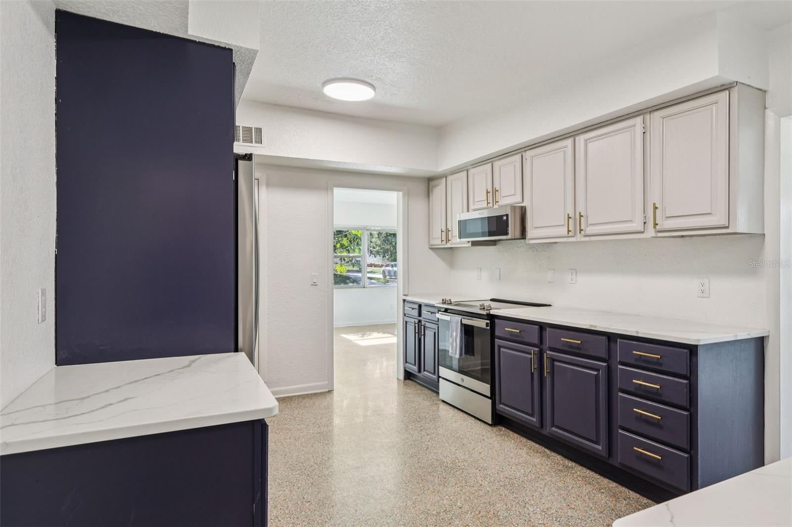 LEDFORD PLACE - Residential Lease