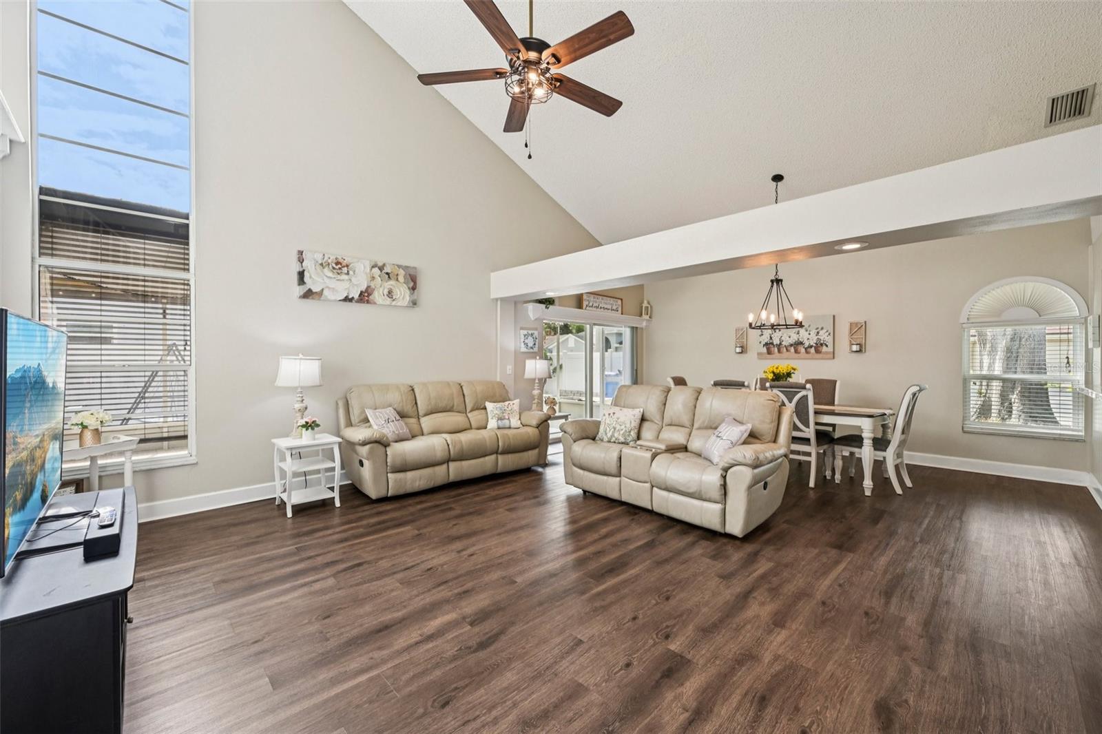 MEADOWBROOKE AT SUMMERFIELD UN - Residential