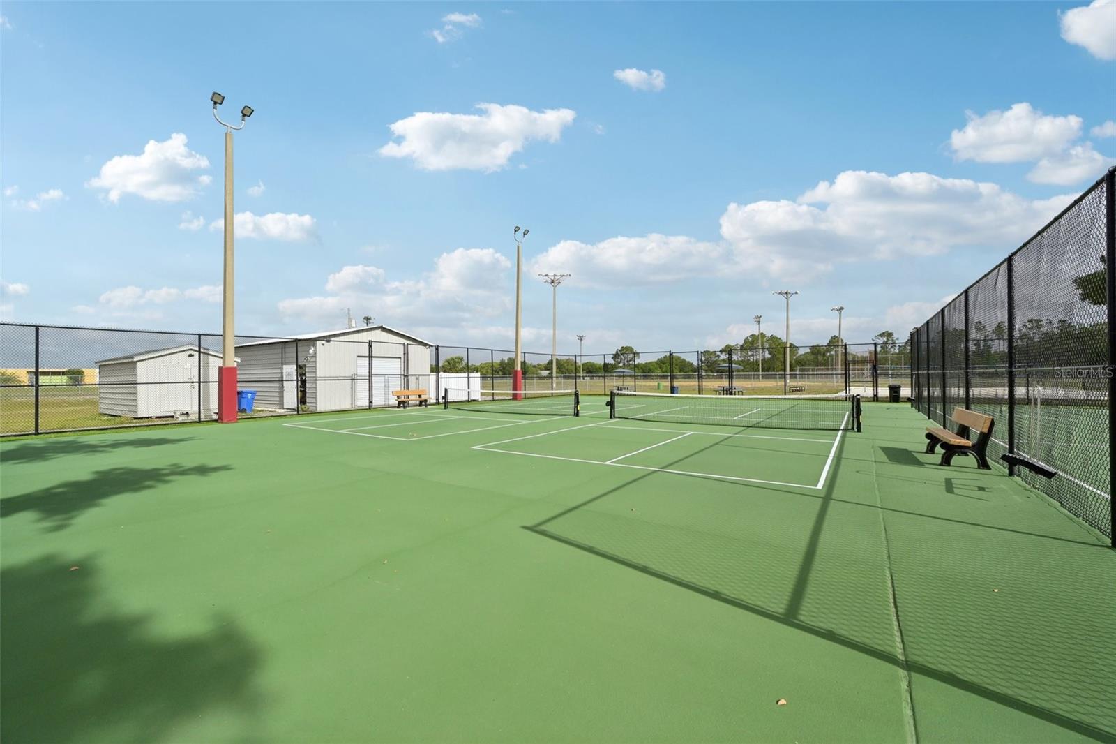 MEADOWBROOKE AT SUMMERFIELD UN - Residential