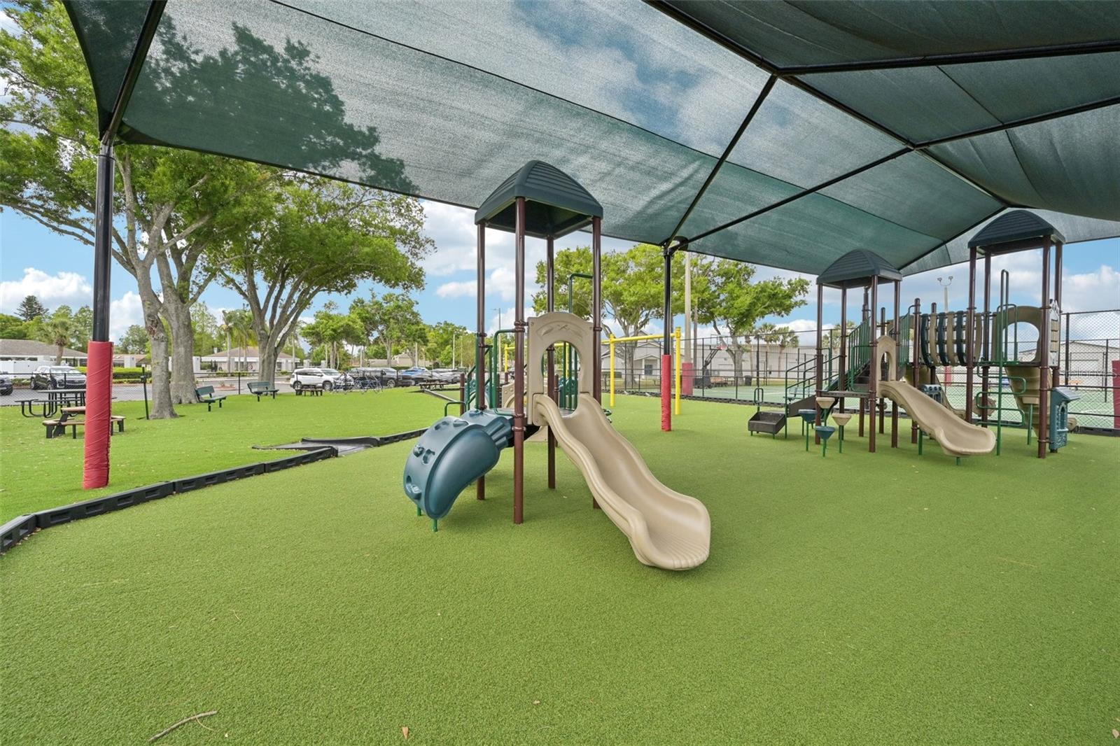 MEADOWBROOKE AT SUMMERFIELD UN - Residential