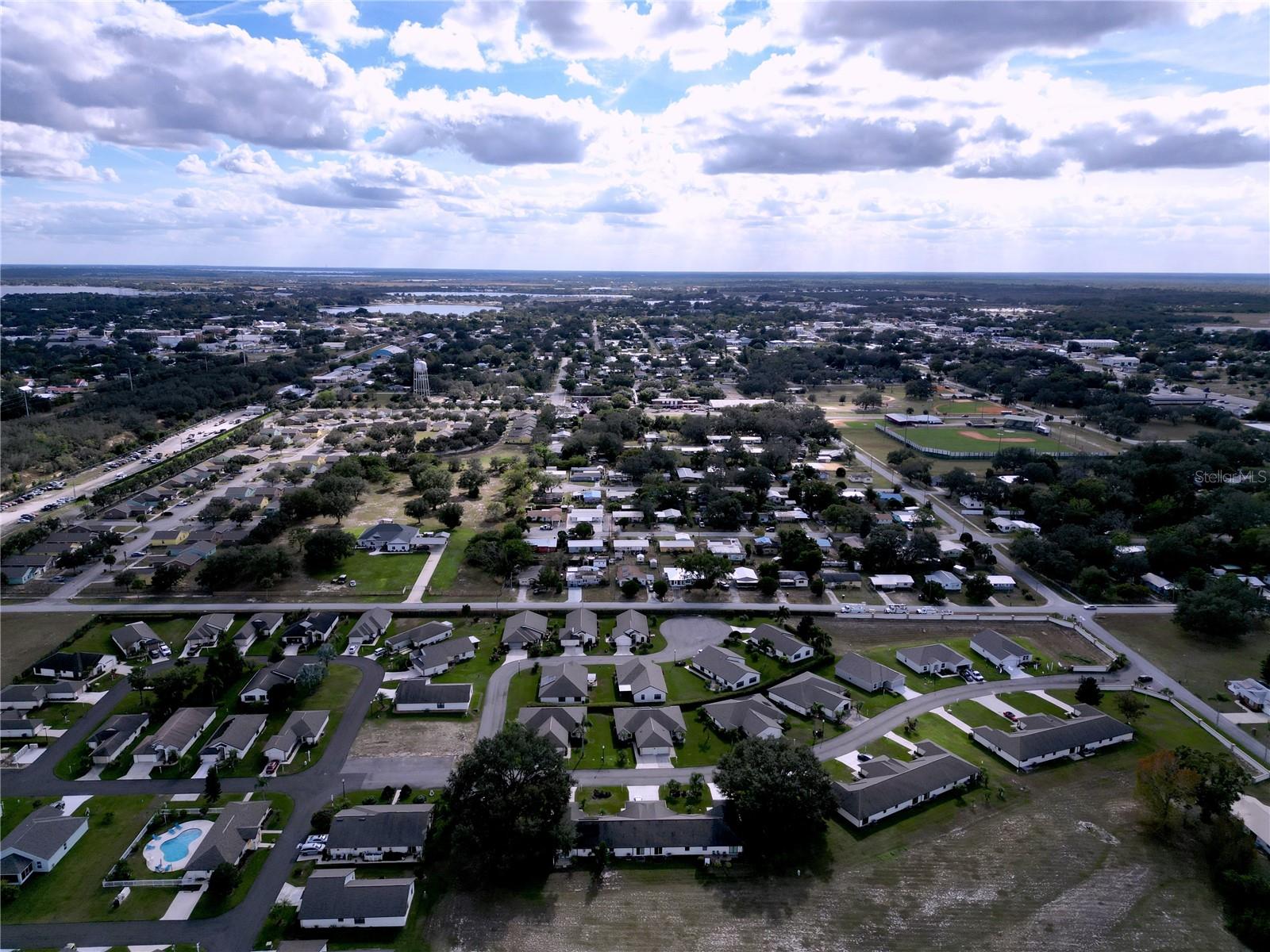 OAKS VILLAGE - Residential