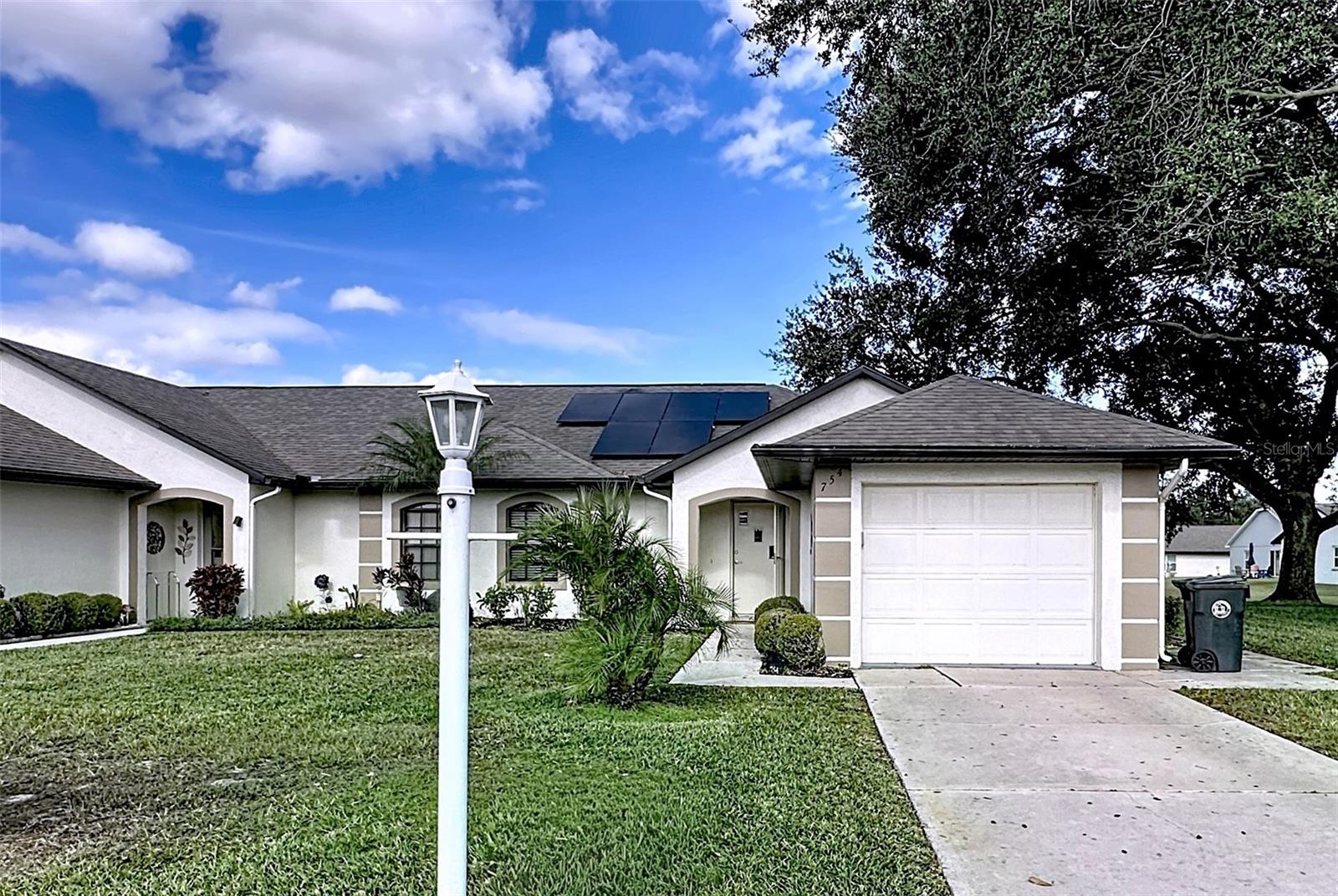 OAKS VILLAGE - Residential