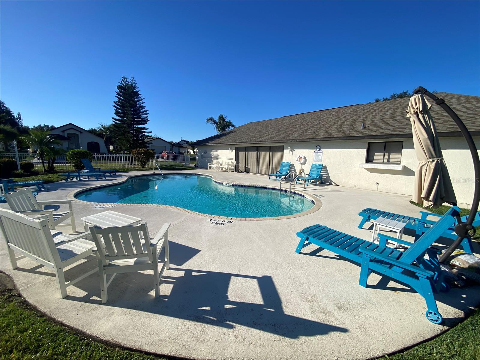 OAKS VILLAGE - Residential