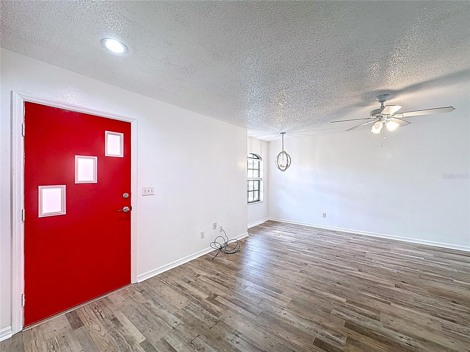 OAKS VILLAGE - Residential