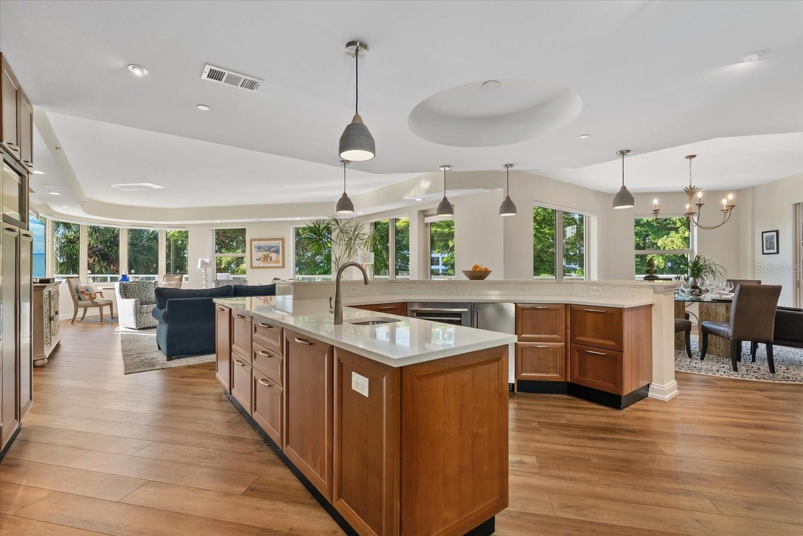 VISTA BAY POINT - Residential