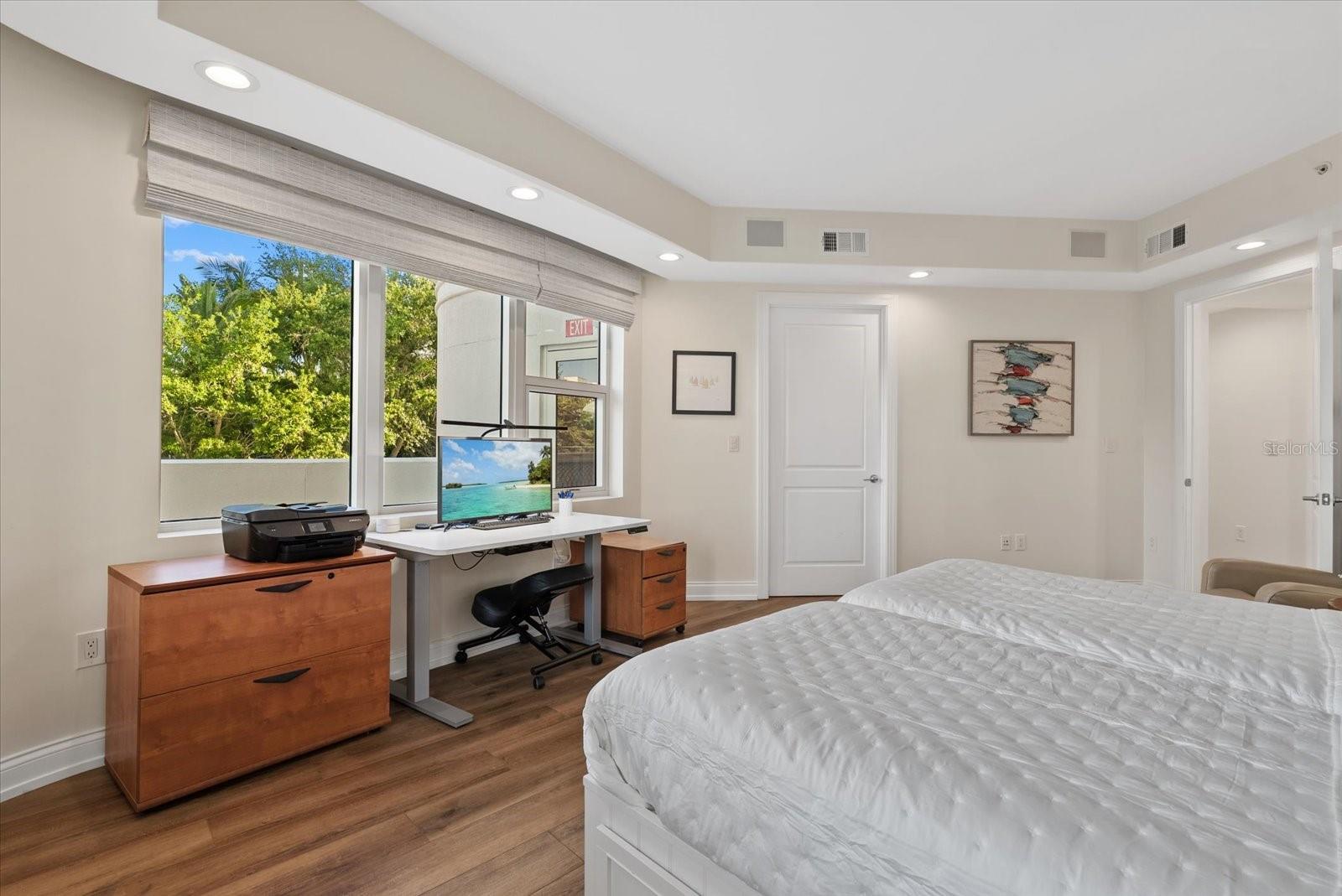 VISTA BAY POINT - Residential
