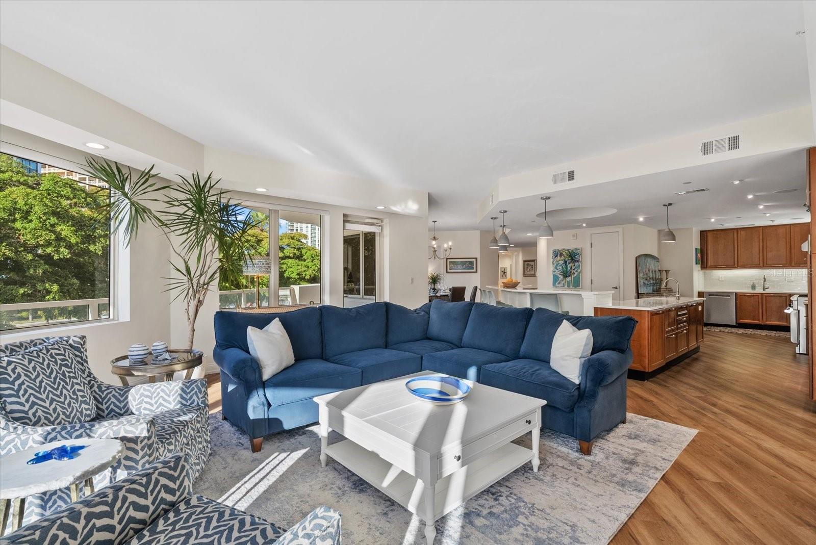 VISTA BAY POINT - Residential