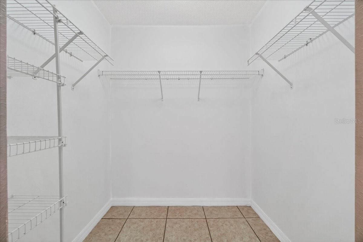 QUEENS COVE PH 04 - Residential