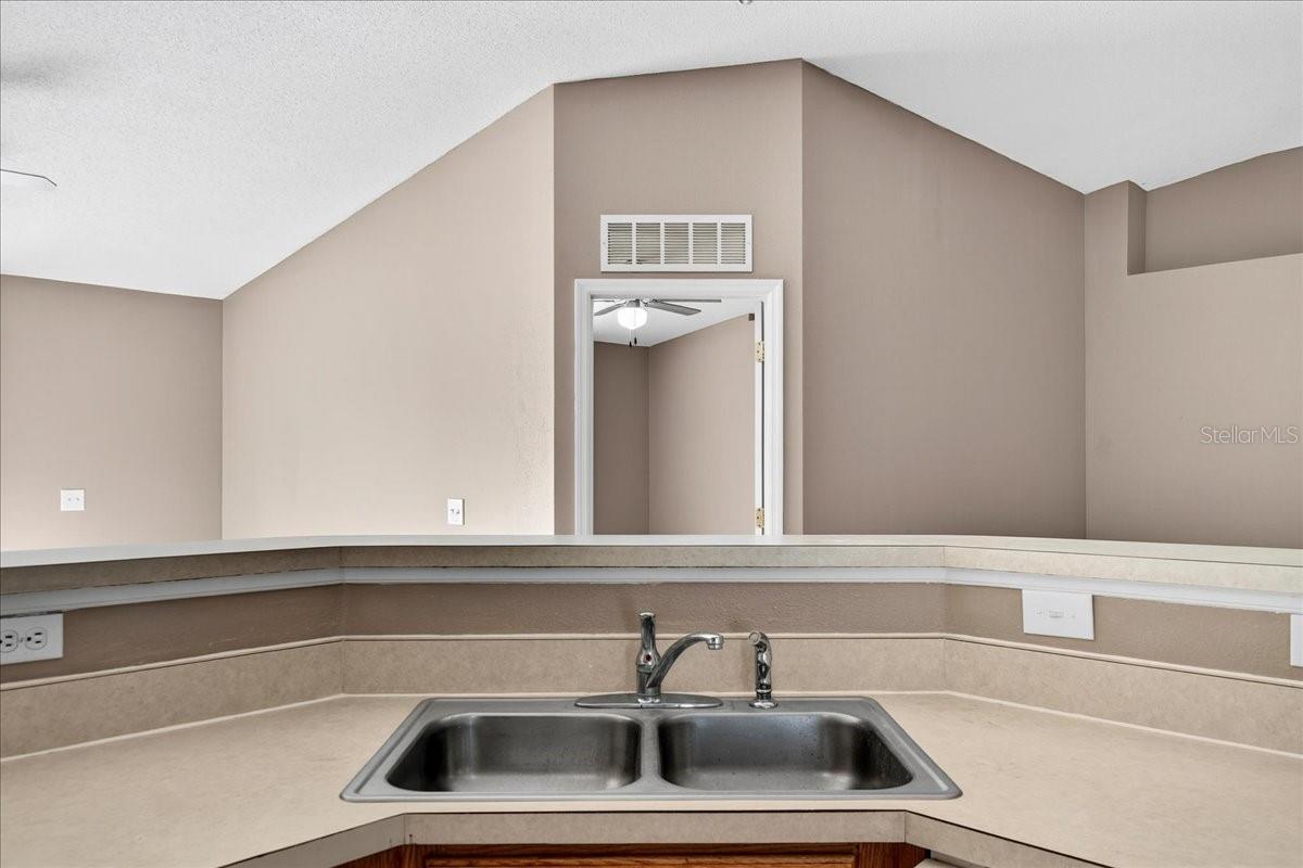 QUEENS COVE PH 04 - Residential