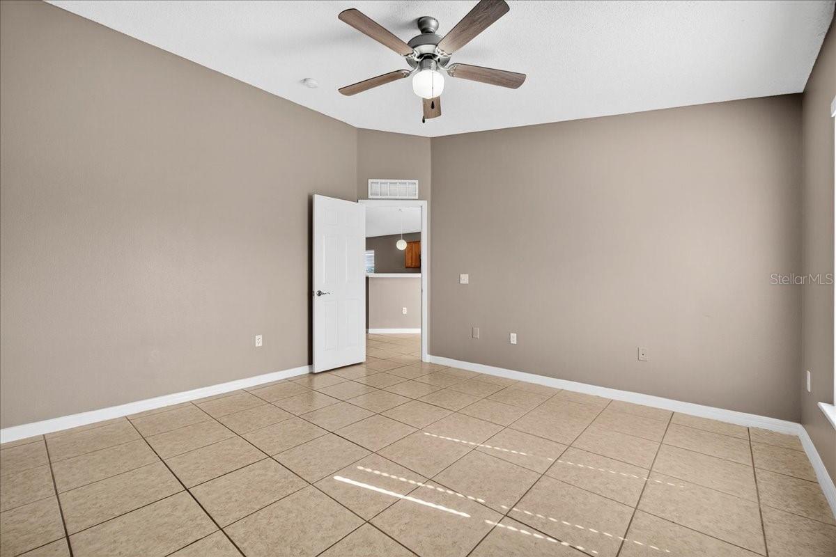 QUEENS COVE PH 04 - Residential