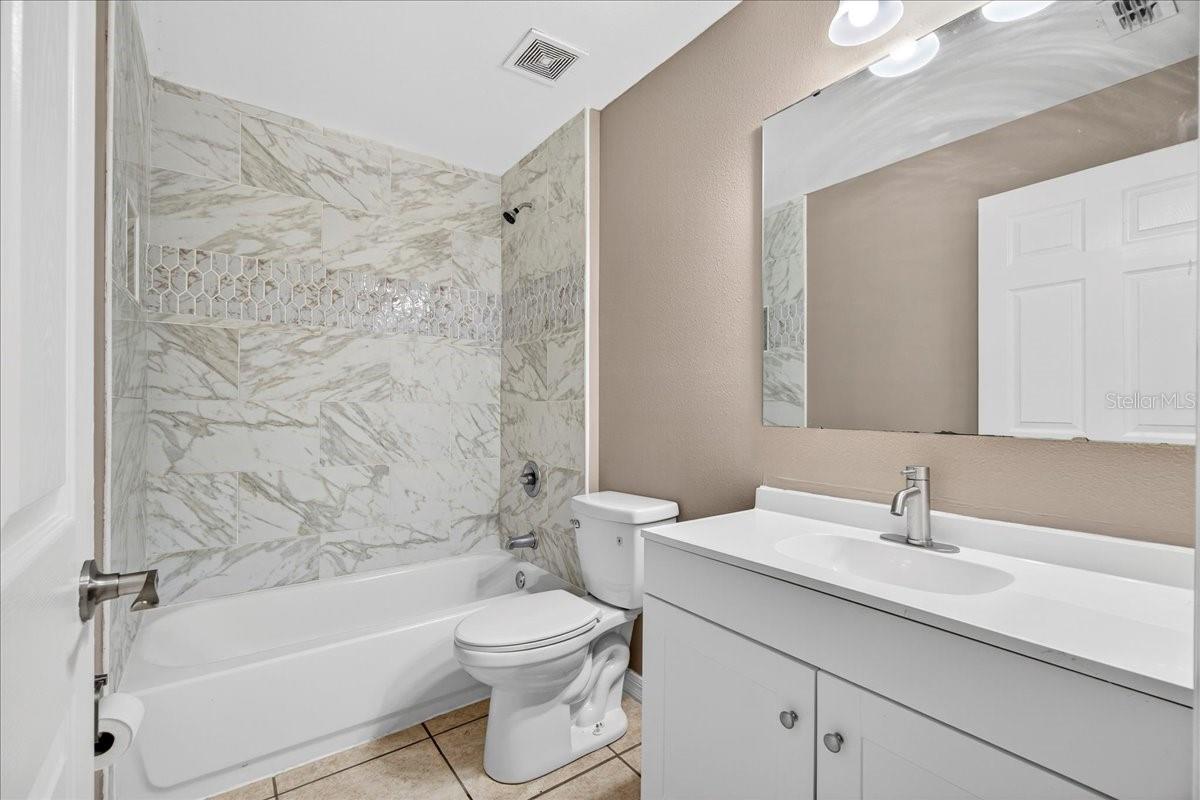 QUEENS COVE PH 04 - Residential