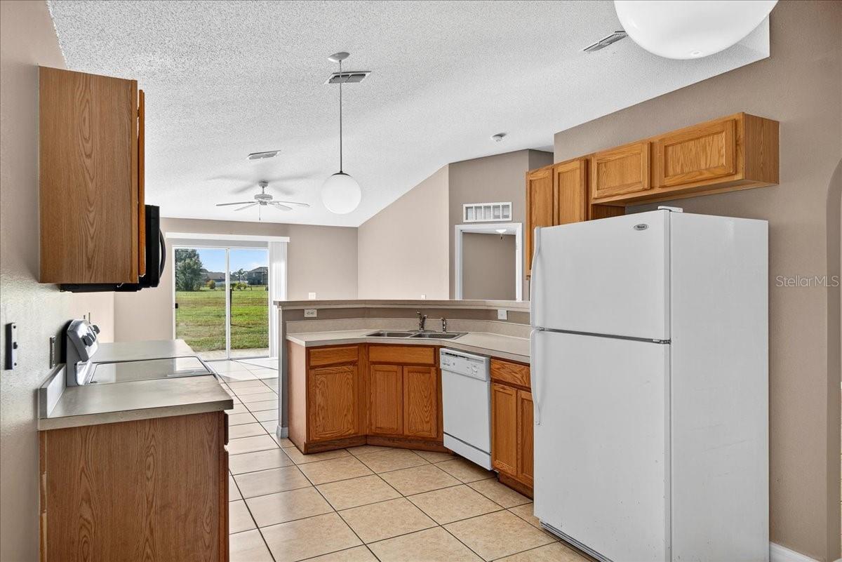 QUEENS COVE PH 04 - Residential