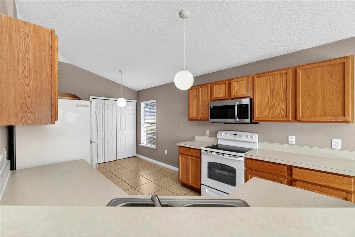 QUEENS COVE PH 04 - Residential