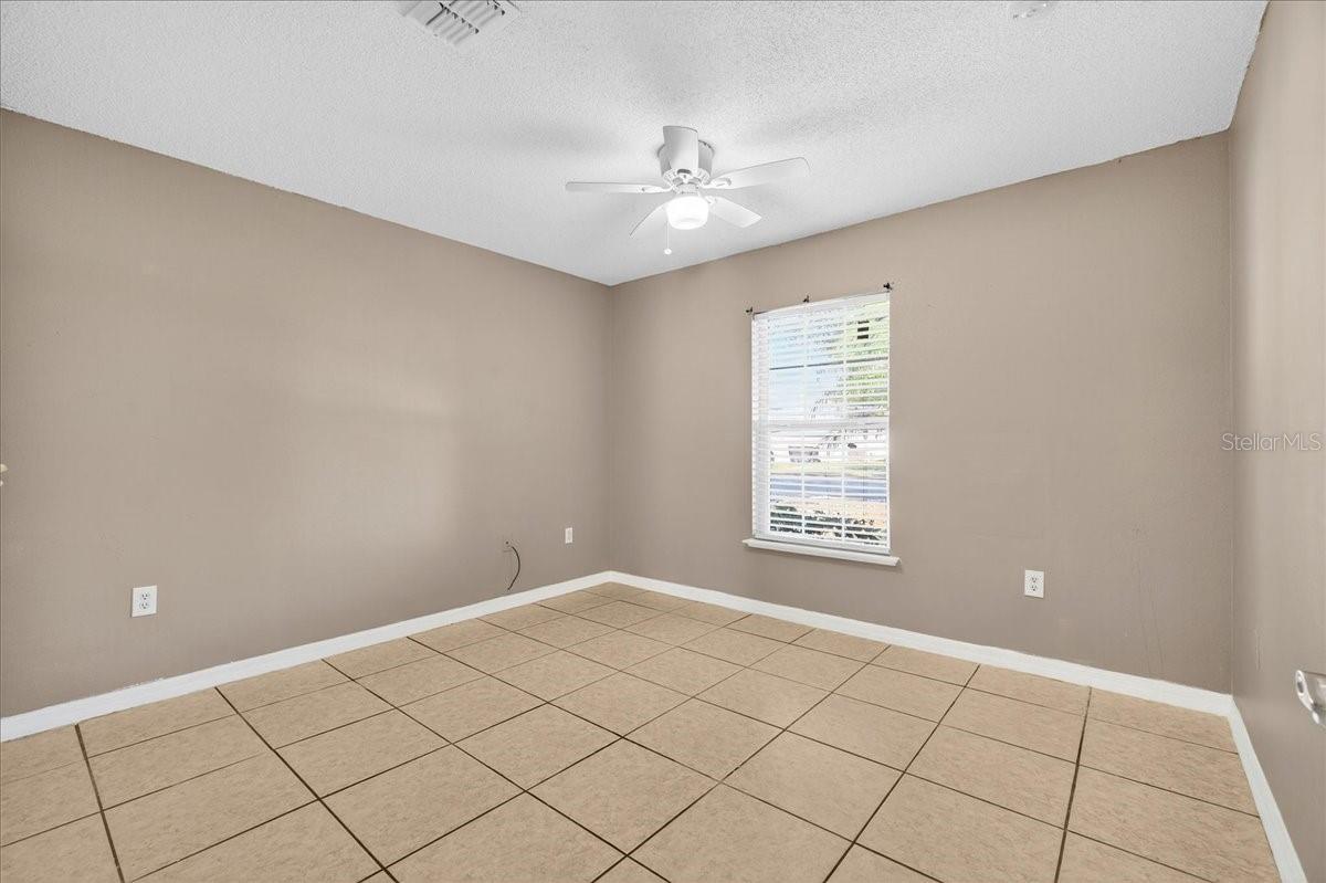 QUEENS COVE PH 04 - Residential