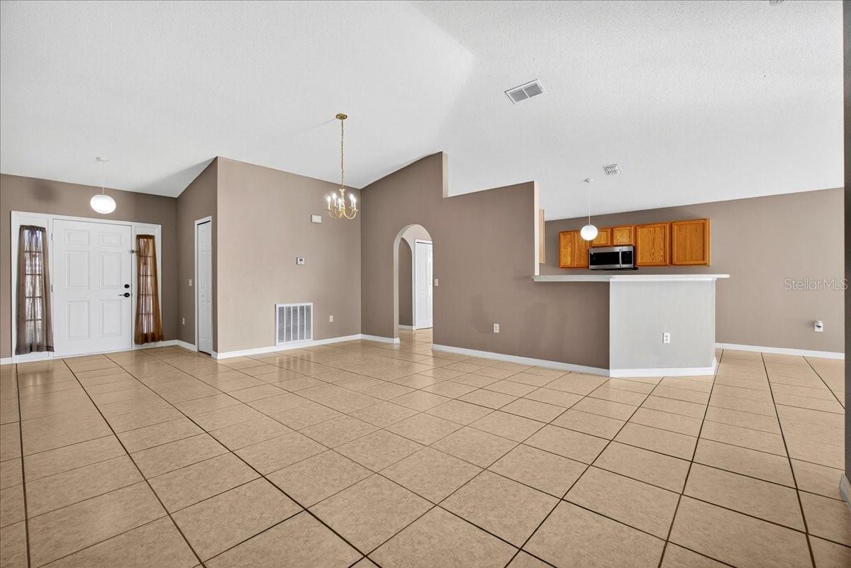 QUEENS COVE PH 04 - Residential