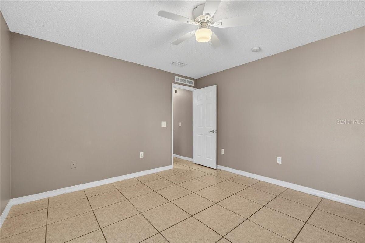 QUEENS COVE PH 04 - Residential