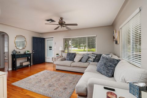Single Family Residence in SAINT PETERSBURG FL 2620 49TH STREET 3.jpg