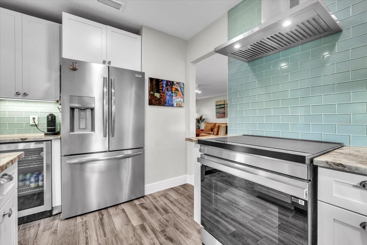 TARPON CENTER BAHAMA VILLAS - Residential