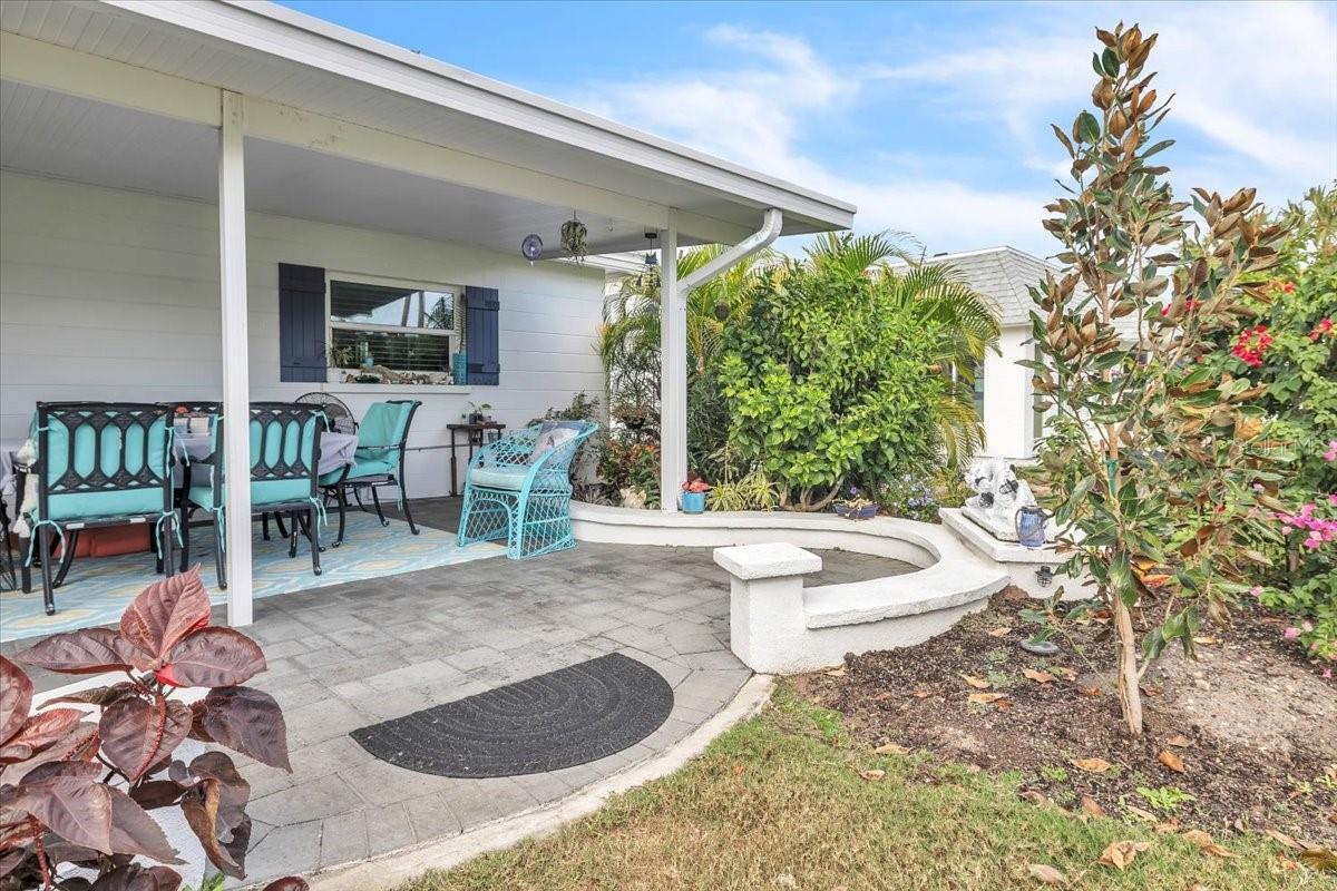 TARPON CENTER BAHAMA VILLAS - Residential