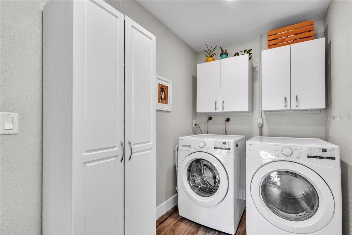 TARPON CENTER BAHAMA VILLAS - Residential