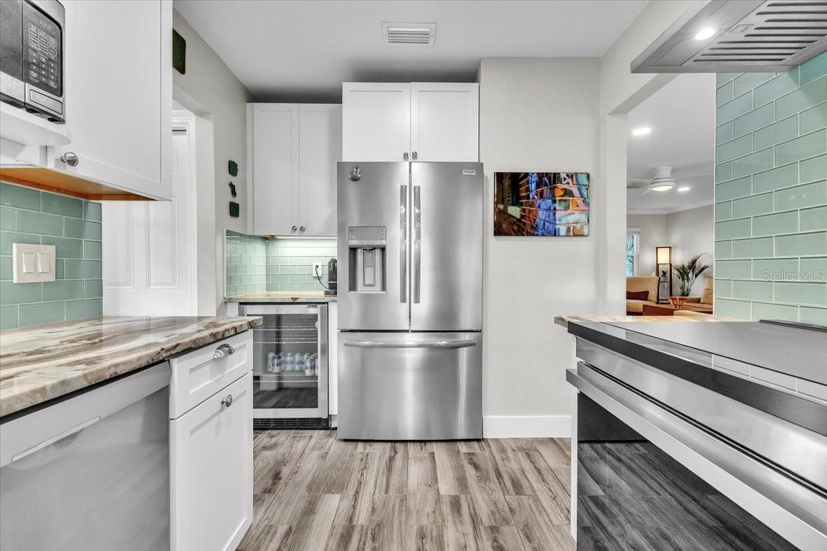 TARPON CENTER BAHAMA VILLAS - Residential