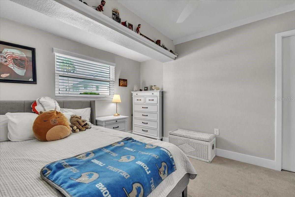 TARPON CENTER BAHAMA VILLAS - Residential