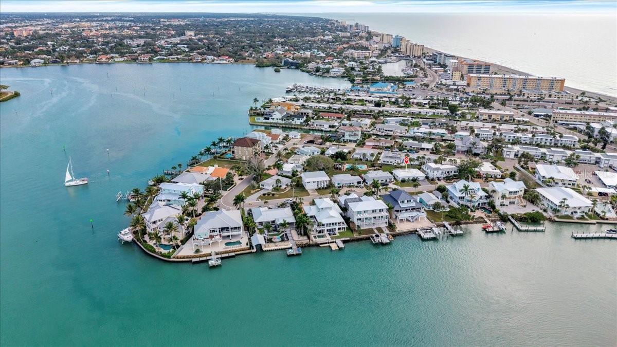 TARPON CENTER BAHAMA VILLAS - Residential